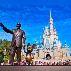 Disney Outlet Unlisted